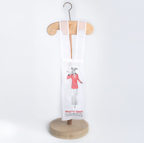 Brigitte Tanaka porte vin en organza chien 